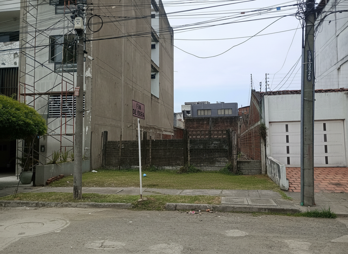 Lote en venta en La Flora, Cali, 278 m² · foto 3 de 18