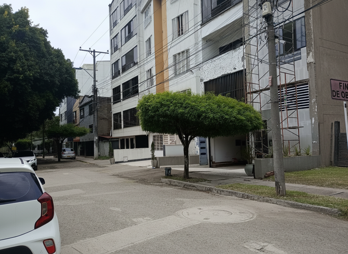 Lote en venta en La Flora, Cali, 278 m² · foto 5 de 18