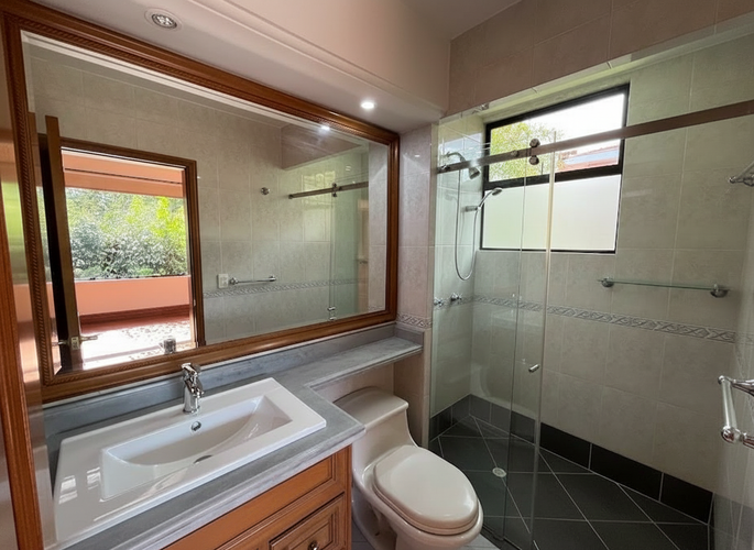 Casa de 4 alcobas en venta en San Simón, Bogotá, 458 m² · foto 15 de 24