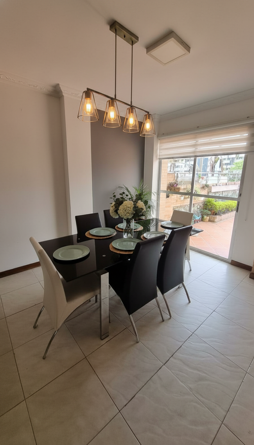 Casa de 4 alcobas en venta en Avenida 19 Norte, Armenia, 275 m² · foto 5 de 24