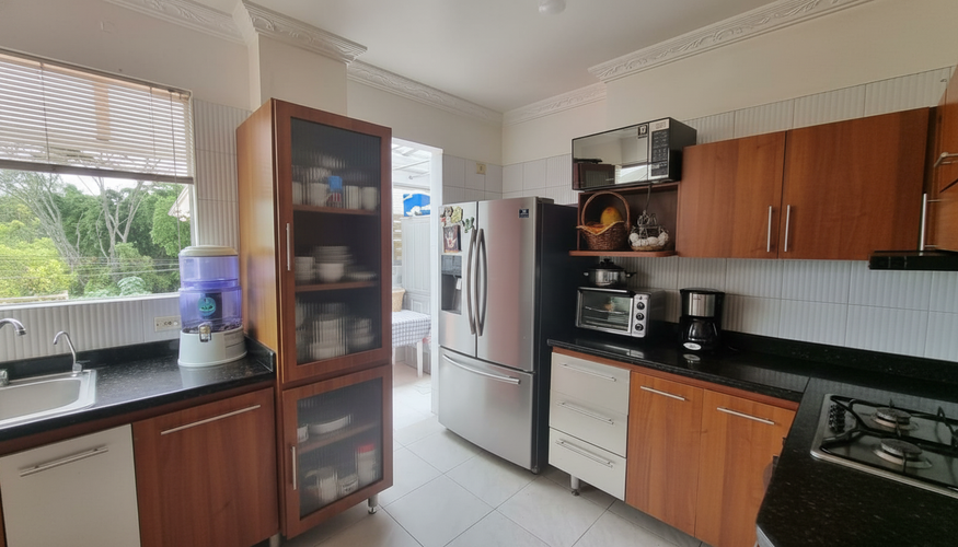 Casa de 4 alcobas en venta en Avenida 19 Norte, Armenia, 275 m² · foto 6 de 24