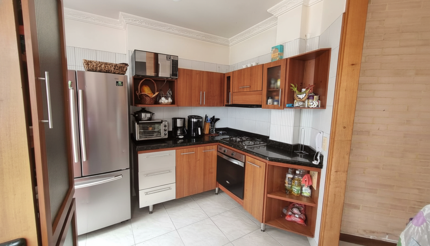 Casa de 4 alcobas en venta en Avenida 19 Norte, Armenia, 275 m² · foto 7 de 24