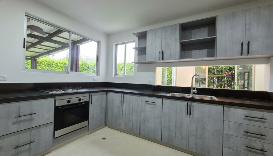 Casa de 5 alcobas en venta en Las Mercedes, Jamundí, 350 m² · foto 11 de 24