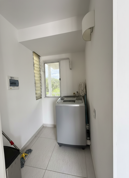 Apartamento de 2 alcobas en venta en Las Palmas, Ricaurte, 53 m² · foto 9 de 21