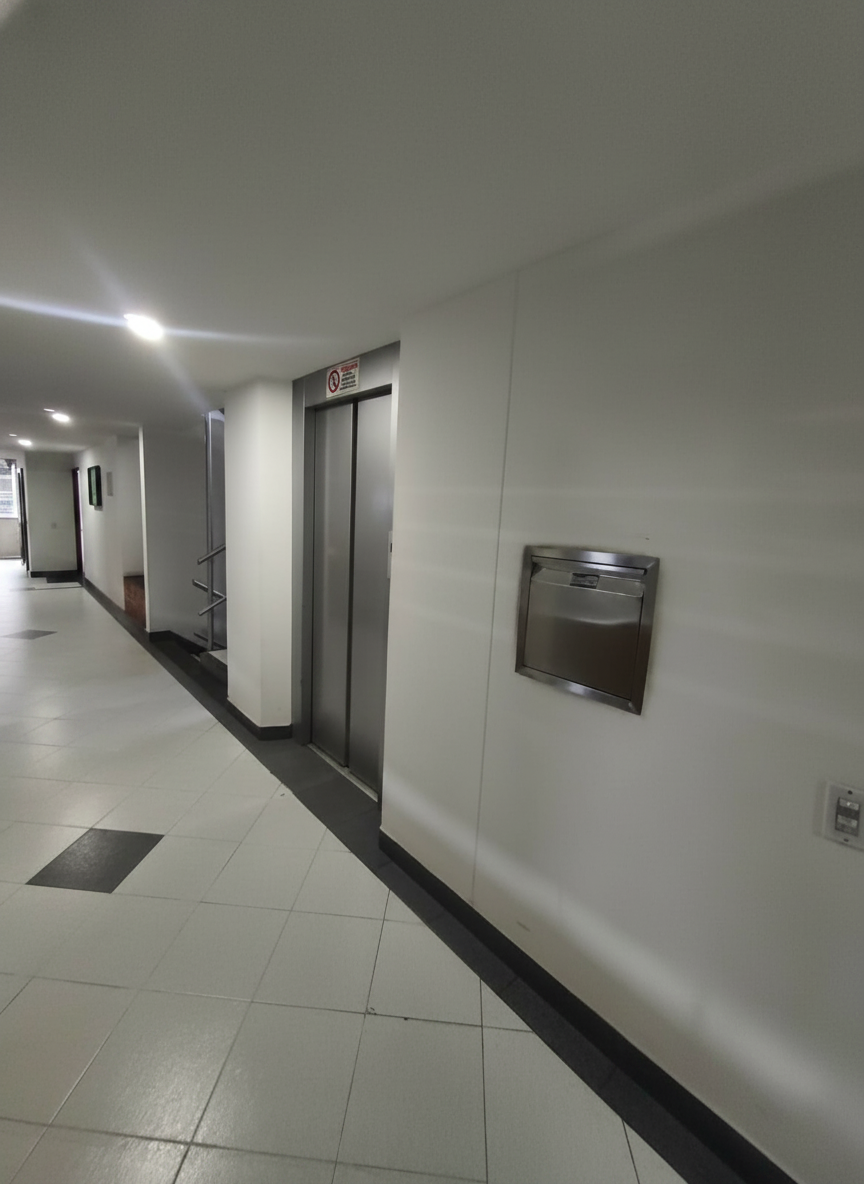 Apartamento en venta en Mazuren, Bogotá · foto 3 de 15