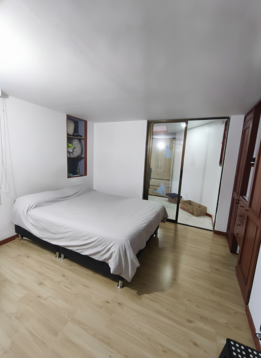 Apartamento en venta en Mazuren, Bogotá · foto 7 de 15