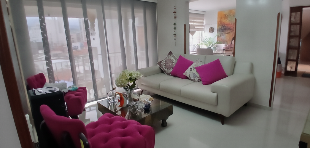 Apartamento de 4 alcobas en venta en Cañaveral, Floridablanca, 99 m² · foto 2 de 8