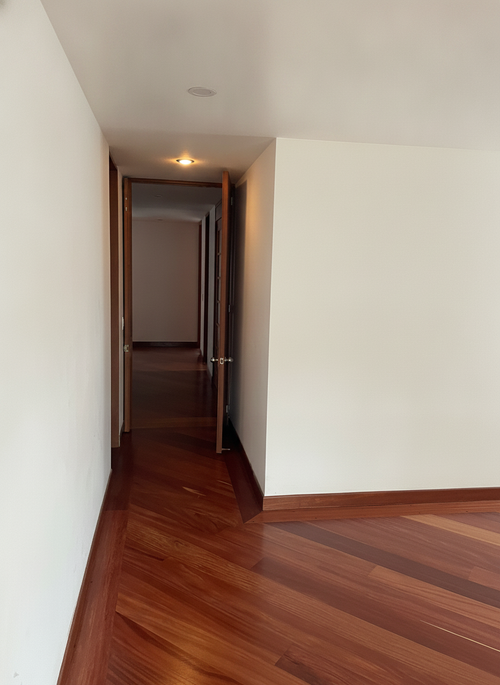 Apartamento de 4 alcobas en arriendo en Club De Los Lagartos, Bogotá, 200 m² · foto 18 de 22