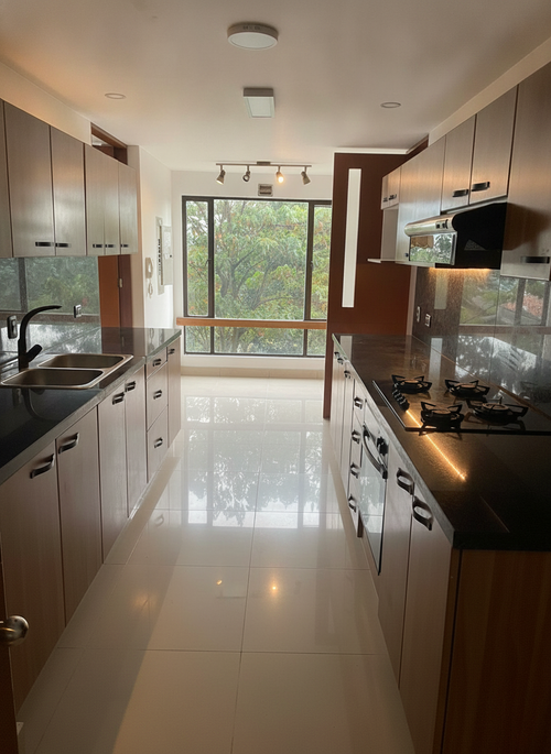 Apartamento de 4 alcobas en arriendo en Club De Los Lagartos, Bogotá, 200 m² · foto 6 de 22
