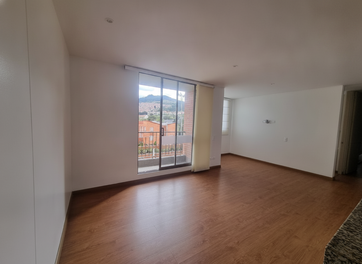 Apartamento en venta en El Redil, Bogotá · foto 4 de 23