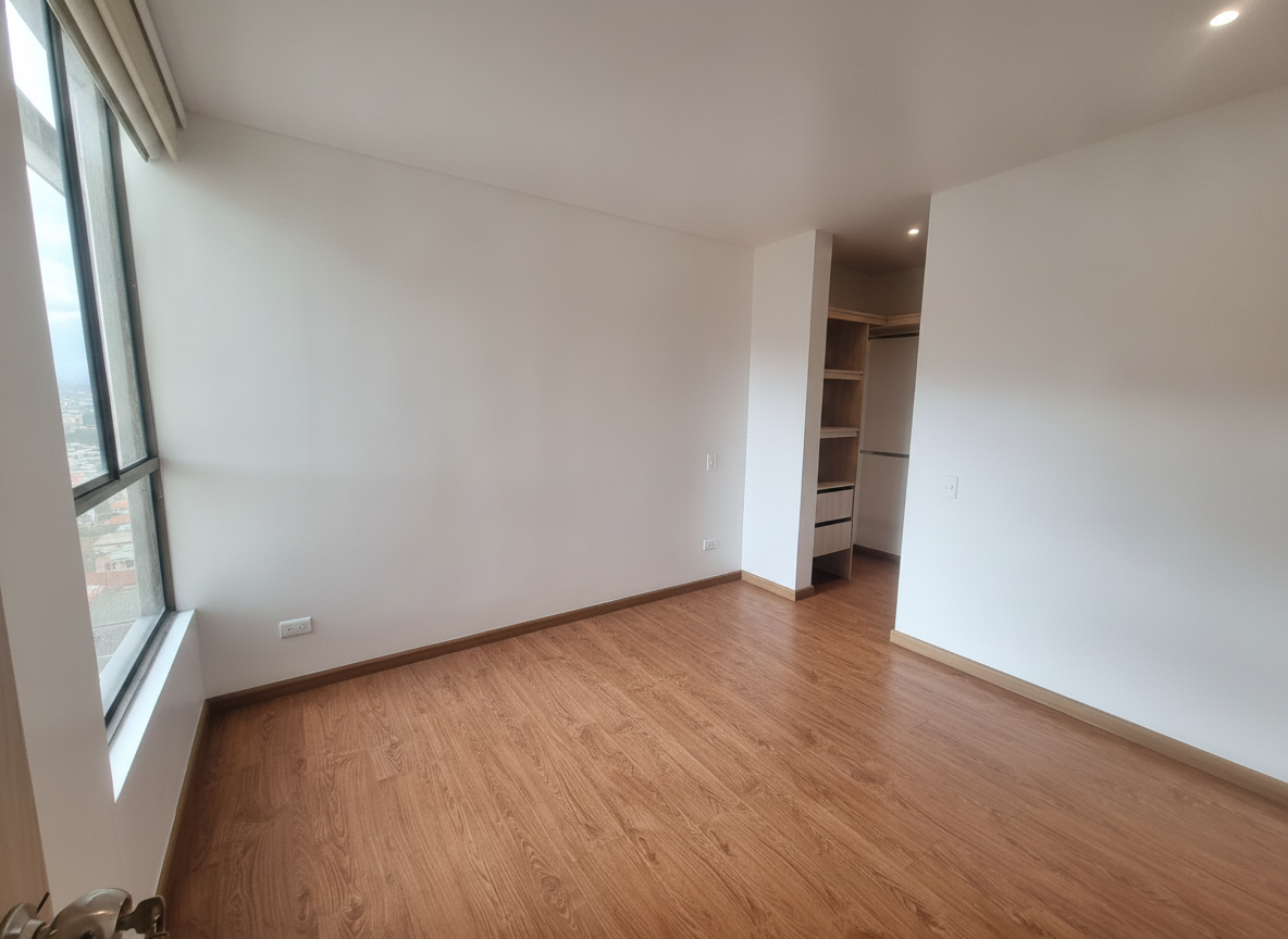 Apartamento en venta en El Redil, Bogotá · foto 8 de 23