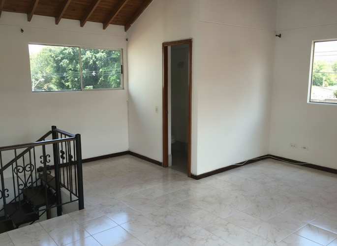Casa de 5 alcobas en venta en Belen La Palma, Medellín, 137 m² · foto 3 de 16
