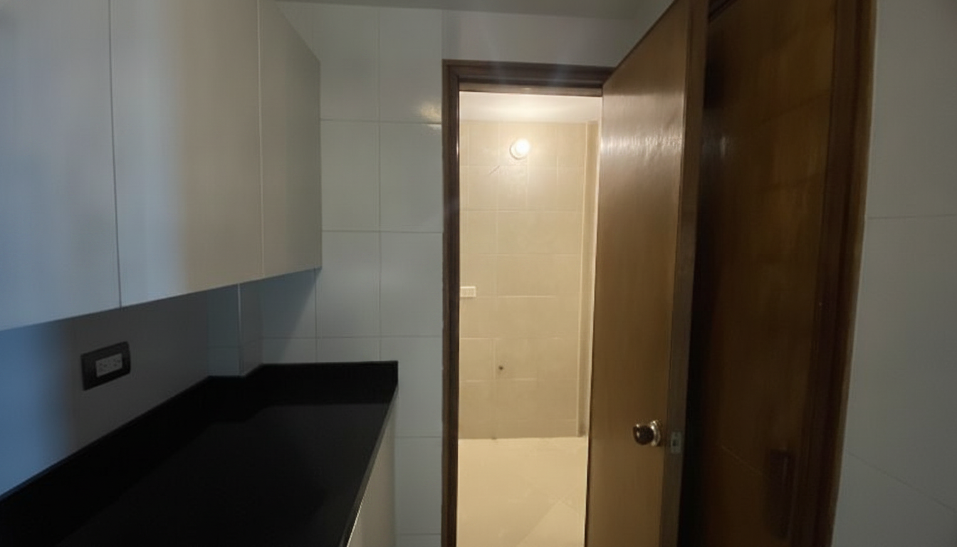 Apartamento en venta en Santa Barbara Central, Bogotá · foto 7 de 16