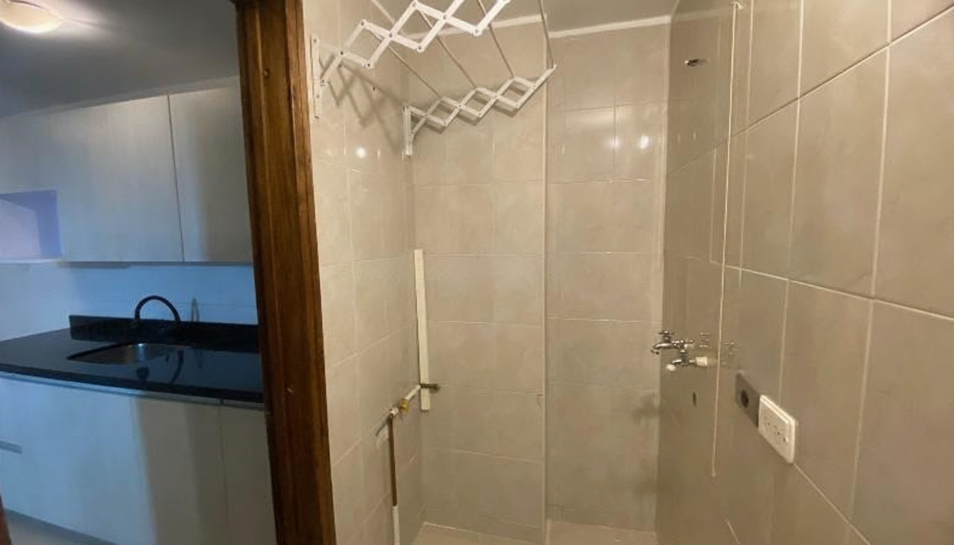 Apartamento en venta en Santa Barbara Central, Bogotá · foto 8 de 16
