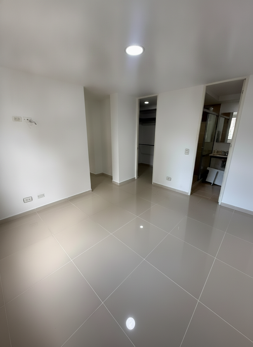 Apartamento de 3 alcobas en arriendo en Ciudad Del Río, Medellín, 80 m² · foto 4 de 14