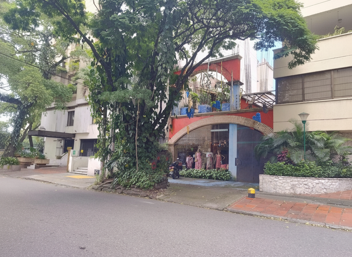 Casa de 8 alcobas en venta en Juanambu, Cali, 143 m² · foto 2 de 18
