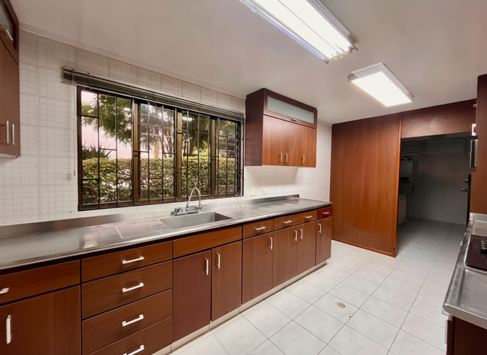 Casa de 5 alcobas en venta en Los Alpes, Pereira, 235 m² · foto 7 de 24
