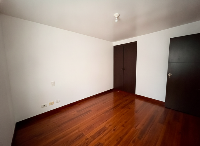 Casa de 5 alcobas en venta en Los Alpes, Pereira, 235 m² · foto 15 de 24