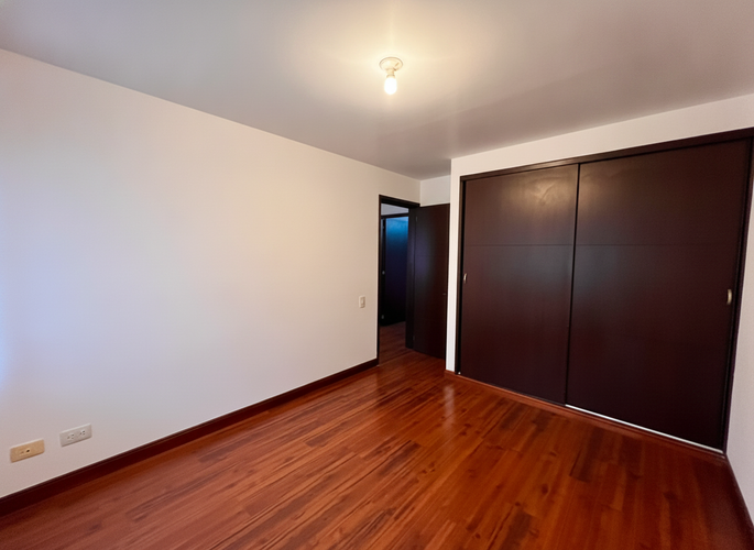 Casa de 5 alcobas en venta en Los Alpes, Pereira, 235 m² · foto 17 de 24