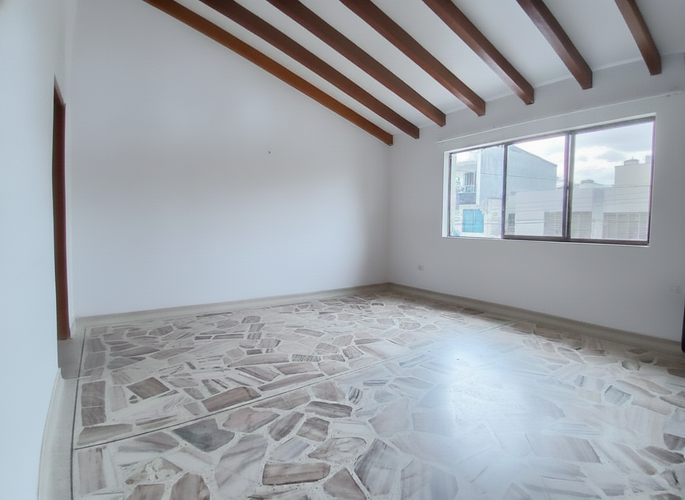 Local en arriendo en El Ingenio, Cali, 320 m² · foto 8 de 9