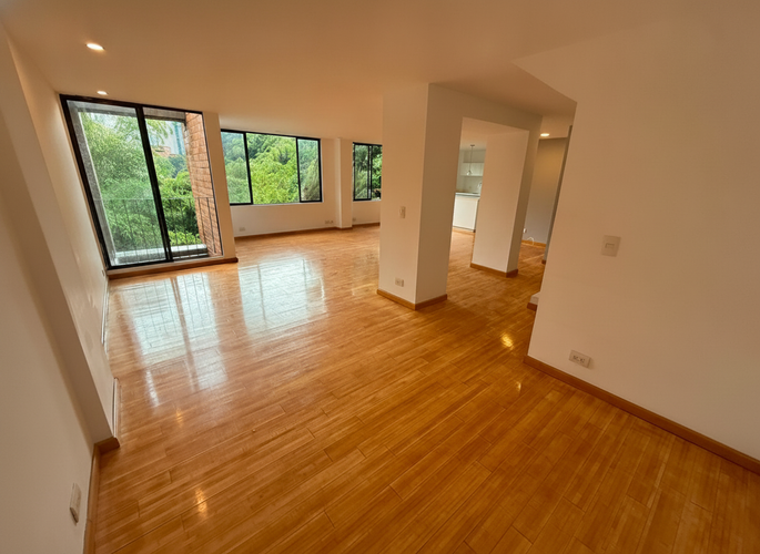 Apartamento de 2 alcobas en arriendo en Lalinde, Medellín, 155 m² · foto 16 de 22
