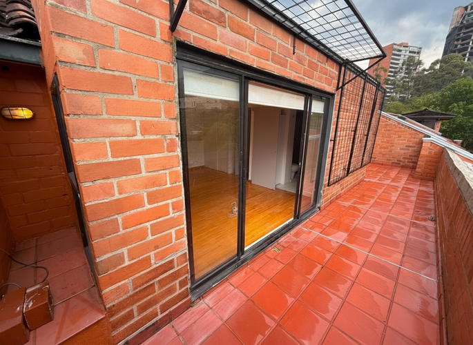 Apartamento de 2 alcobas en arriendo en Lalinde, Medellín, 155 m² · foto 5 de 22