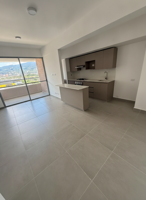 Apartamento de 3 alcobas en arriendo en Las Vegas, Envigado, 90 m² · foto 10 de 11