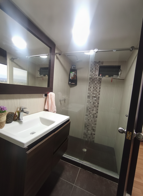 Apartamento de 4 alcobas en venta en La Palma, Manizales, 94 m² · foto 2 de 21