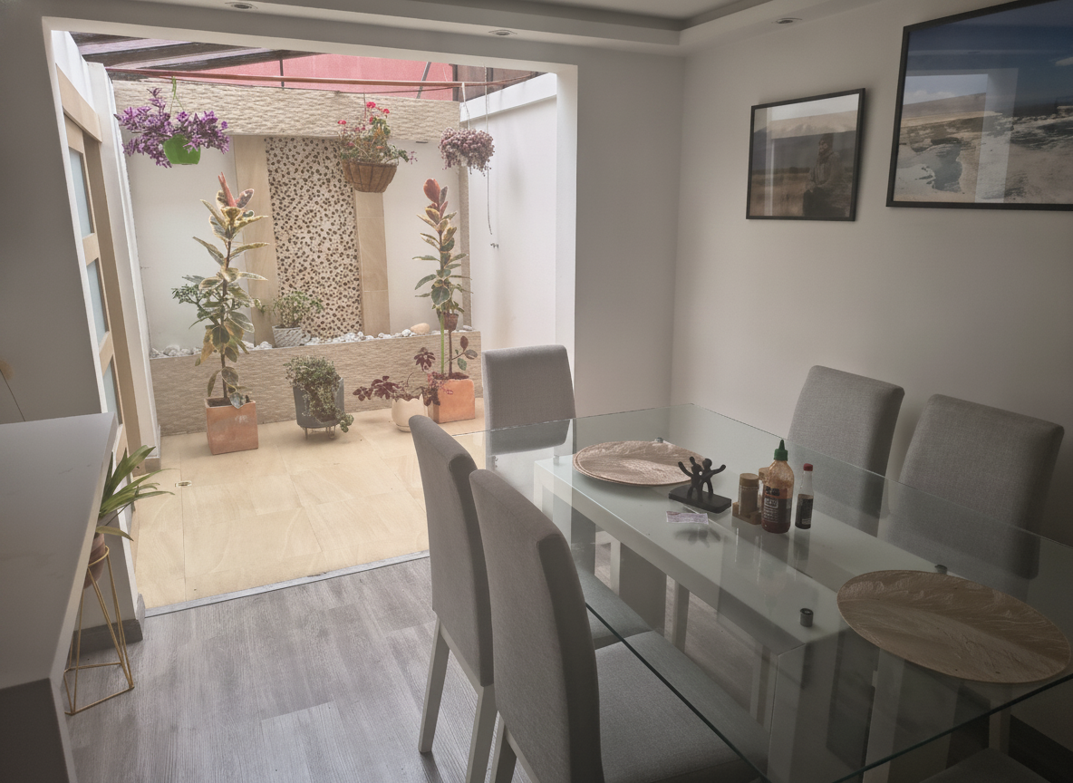 Casa en venta en Contador, Bogotá · foto 2 de 22