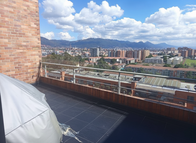 Apartamento de 5 alcobas en venta en Mazuren, Bogotá, 354 m² · foto 3 de 24