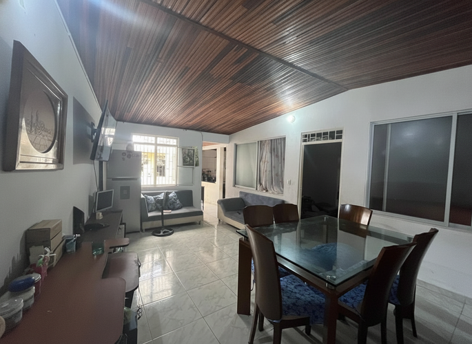 Casa de 8 alcobas en venta en Caracoli, Ibagué, 146 m² · foto 15 de 21