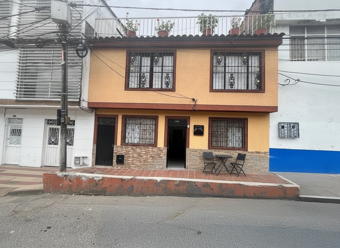 Casa de 8 alcobas en venta en Caracoli, Ibagué, 146 m² · foto 17 de 21
