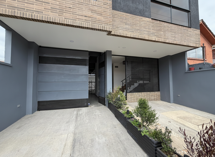 Local en arriendo en Samaria, Chía, 125 m² · foto 2 de 12