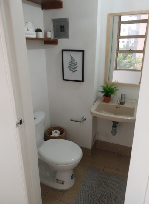 Oficina en arriendo en El Poblado, Medellín, 26 m² · foto 2 de 7