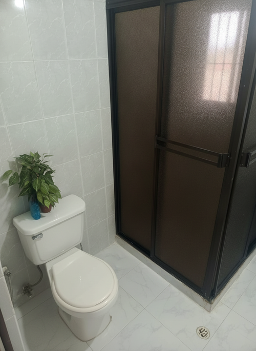 Casa de 2 alcobas en venta en Niquia, Bello, 61 m² · foto 19 de 23