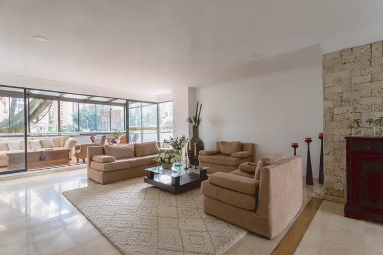 Apartamento de 3 alcobas en venta en El Campestre, Medellín, 175 m² · foto 3 de 15