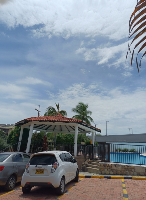 Casa de 3 alcobas en venta en Co. Mi Futuro Et Iii, Girardot, 90 m² · foto 2 de 17