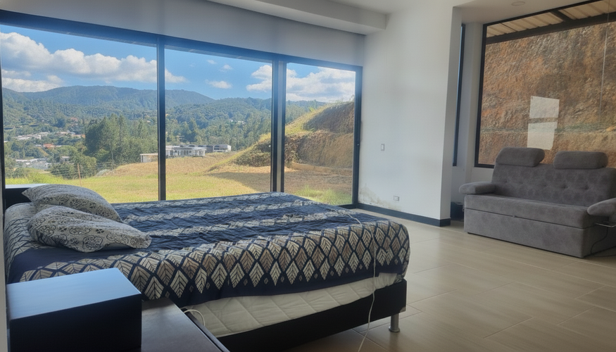 Casa de 7 alcobas en venta en Loma Del Escobero, Envigado, 466 m² · foto 12 de 24