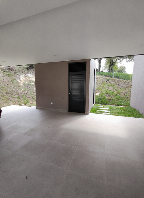 Casa de 5 alcobas en venta en Arroyohondo, Yumbo · foto 13 de 24