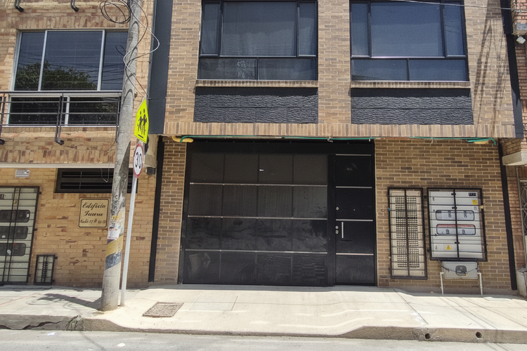 Apartamento en venta en La Granja, Bogotá · foto 3 de 24