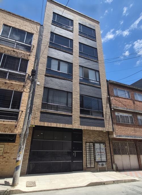 Apartamento en venta en La Granja, Bogotá · foto 2 de 24