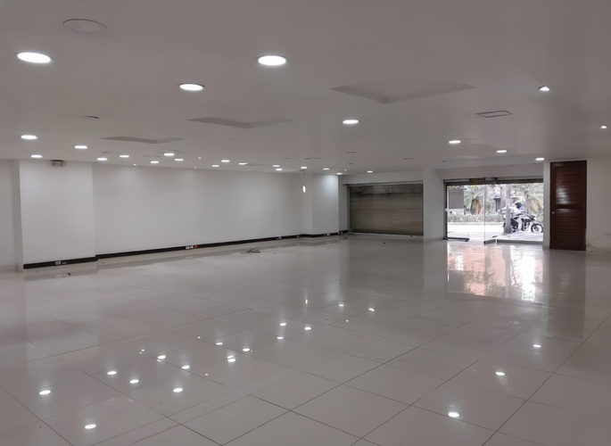 Local en arriendo en Villa Nueva, Medellín, 250 m² · foto 7 de 19