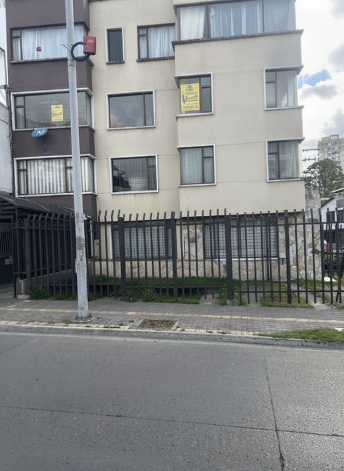 Apartamento de 3 alcobas en venta en El Dorado, Pasto, 120 m² · foto 2 de 18