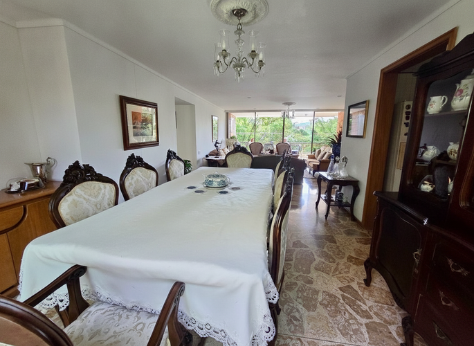 Apartamento de 4 alcobas en venta en Los Balsos, Medellín, 234 m² · foto 6 de 14