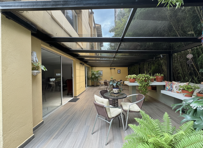 Casa de 4 alcobas en venta en Castropol, Medellín, 321 m² · foto 12 de 24