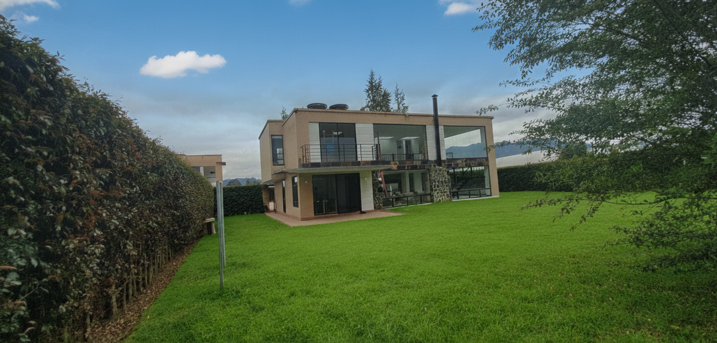 Casa de 4 alcobas en venta en Hatogrande, Sopó, 300 m² · foto 14 de 17