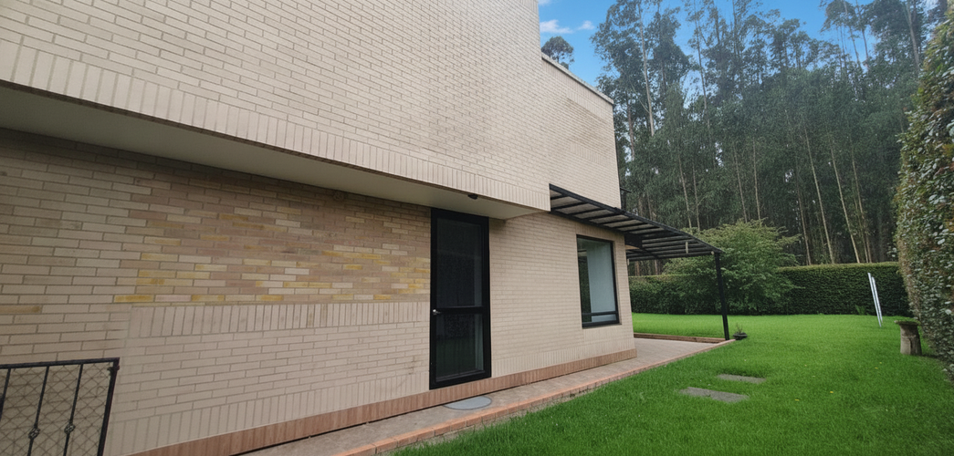 Casa de 4 alcobas en venta en Hatogrande, Sopó, 300 m² · foto 13 de 17