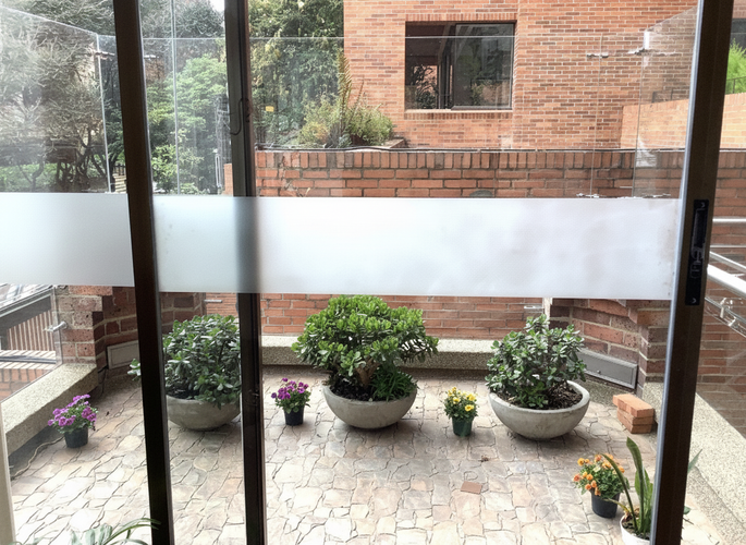 Apartamento de 3 alcobas en venta en Los Rosales, Bogotá, 295 m² · foto 2 de 14