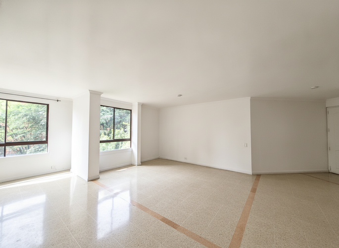Apartamento de 3 alcobas en venta en El Tesoro, Medellín, 138 m² · foto 5 de 19
