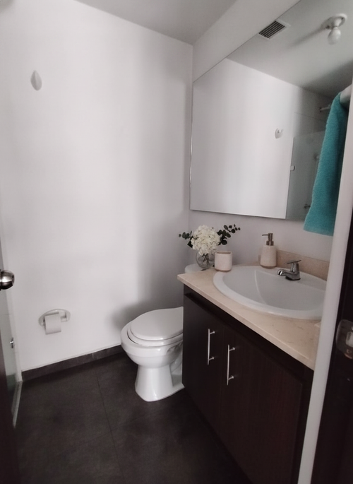Apartamento de 2 alcobas en venta en Niquia, Bello, 69 m² · foto 7 de 14